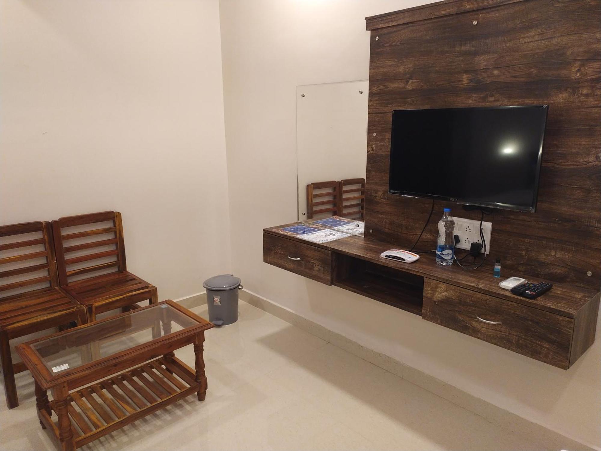 Hotel Rani And Rani Residency ポンディシェリ エクステリア 写真