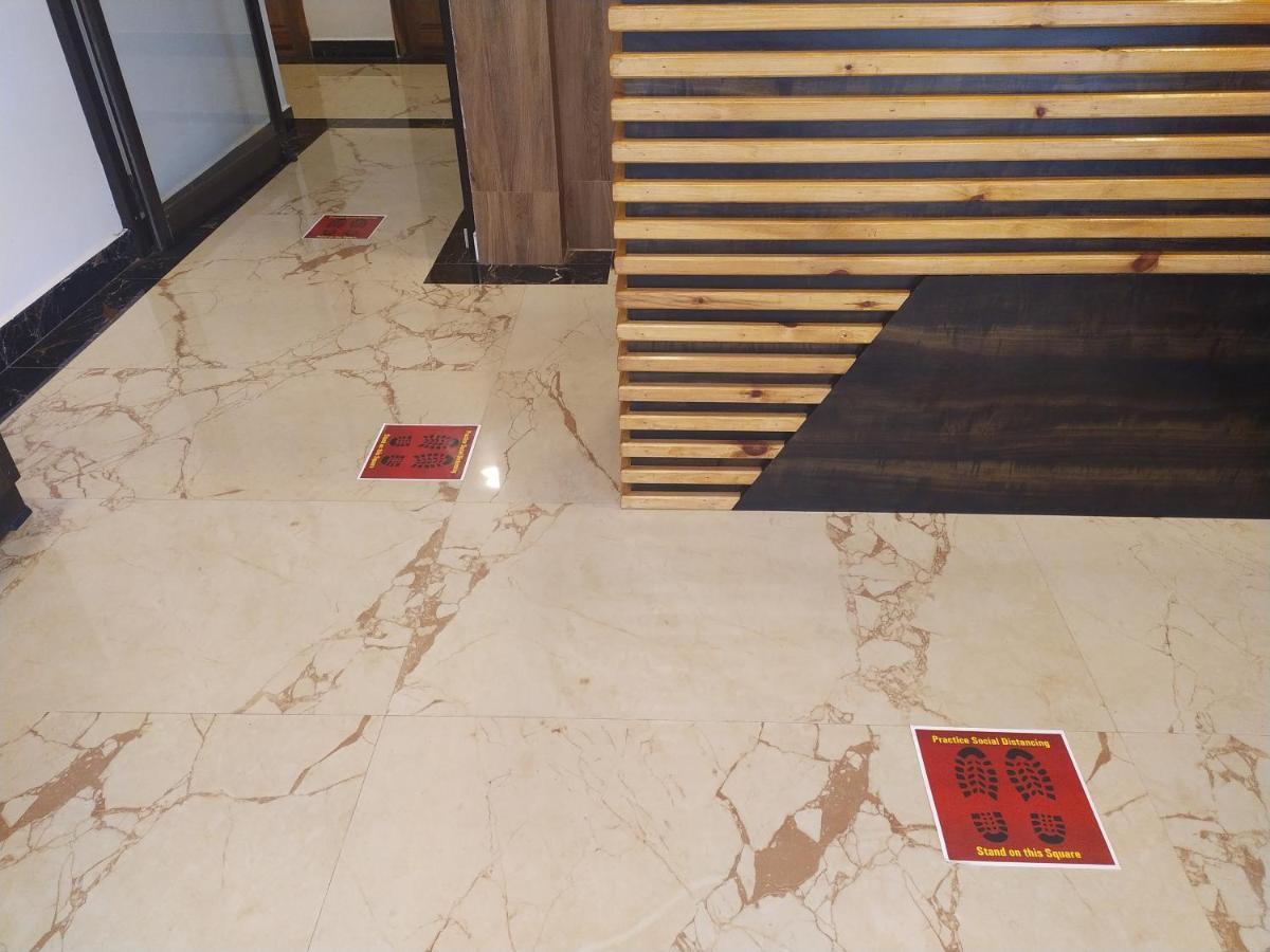 Hotel Rani And Rani Residency ポンディシェリ エクステリア 写真