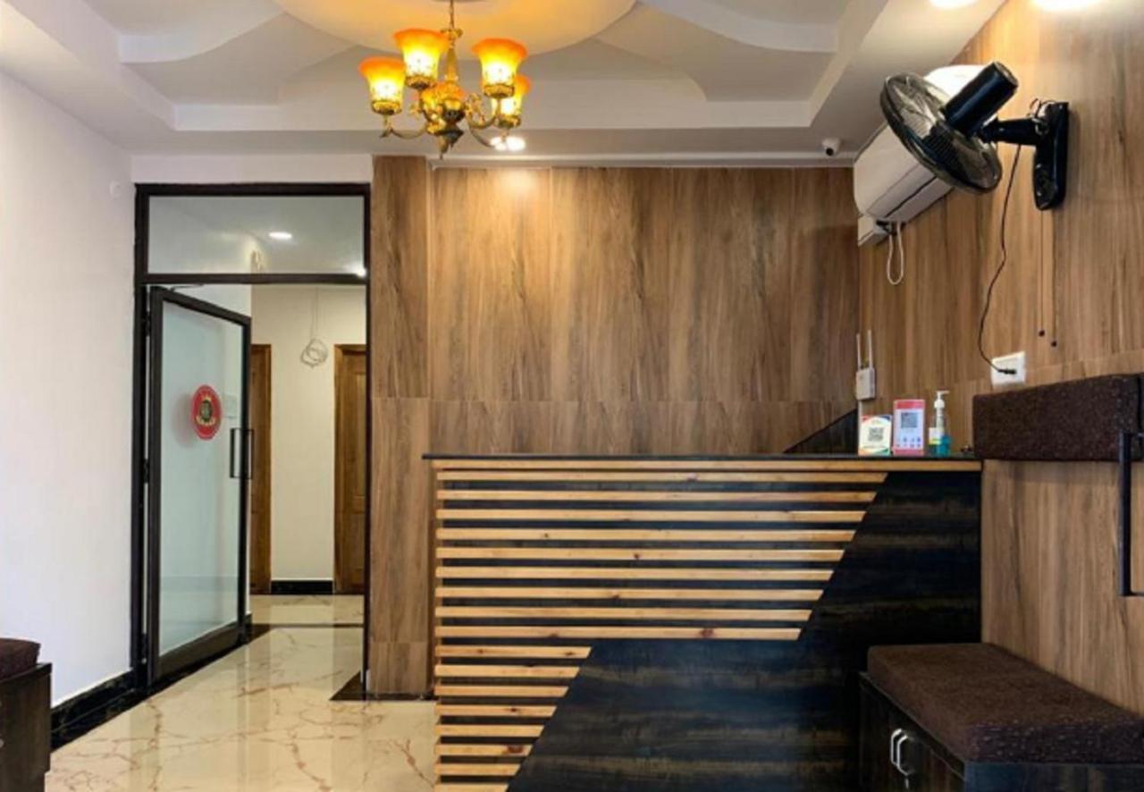Hotel Rani And Rani Residency ポンディシェリ エクステリア 写真
